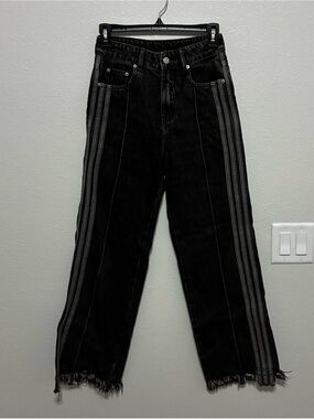 Chuu Black Straight-Leg Jeans with Contrast Side Stripes Women’s 25 Grunge